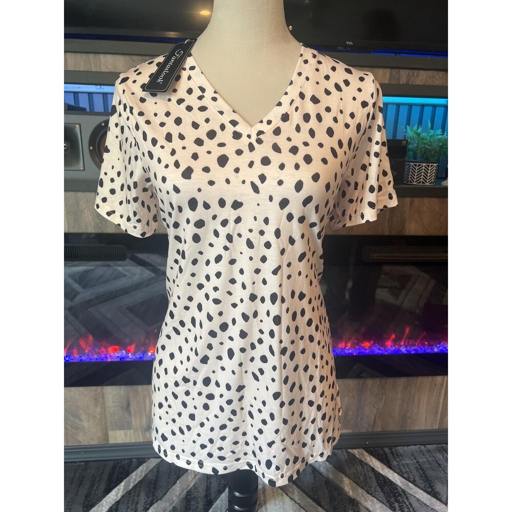 Fantaslook Women's V-Neck Polka Dot Cow Print Short Sleeve Top - Size S